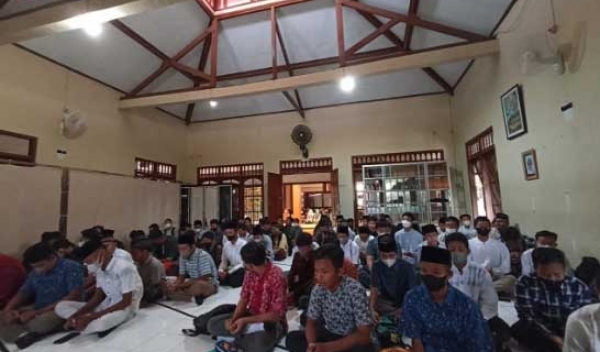 Kuliah Ahad Pagi SMA Negeri 1 Bae Kudus